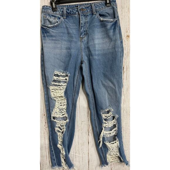Fashion Nova Cropped Jeans Junior 5 Blue Denim Distressed Ripped 100% Cotton - Picture 1 of 5